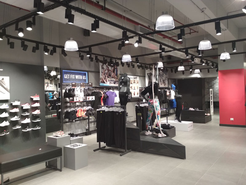 nike showroom in noida sector 18
